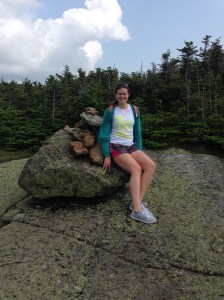 Mida kõrgemale jõudsime, seda külmemaks läks. Tuul oli kah korralik, kuid see meid ei peatanud.